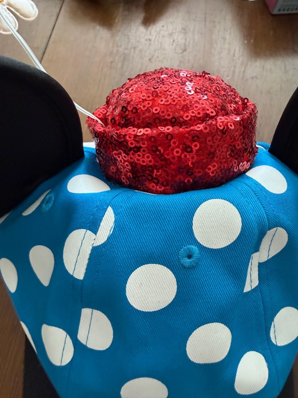 Disney Parks Exclusive Blue Polka Dot Minnie Mouse Hat w/Ears & Flower NWT - Picture 3 of 8